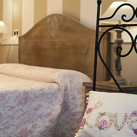 Guest house Pilar 2*