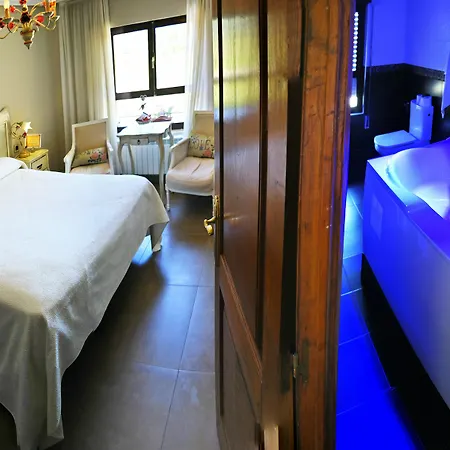 Pilar 3* Santillana del Mar