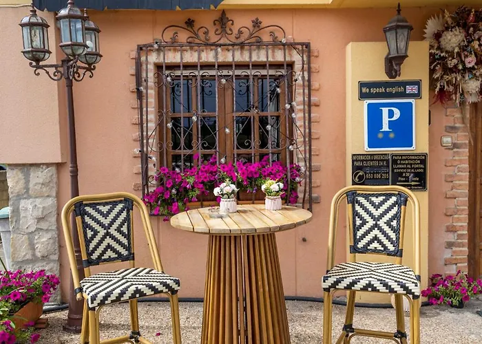 Pilar Pensión Santillana del Mar