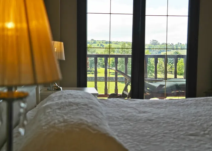 Pilar サンティリャーナ・デル・マル