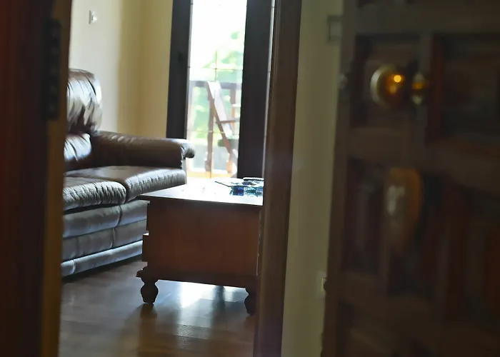 Pilar サンティリャーナ・デル・マル