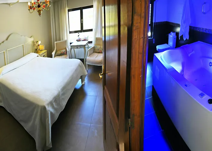 Pilar 3* Santillana del Mar